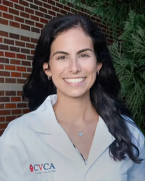 Mariana Vigeral, DVM